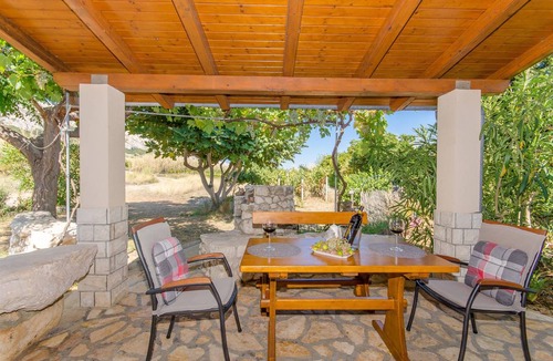 Kolan House | 45 m² House ∙ 1 bedroom ∙ 2 guests