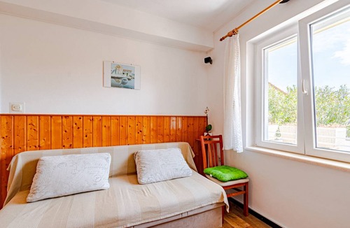 Cove Tri Zala (Zrnovo) Apartment | 46 m² Apartment ∙ 2 bedrooms ∙ 6 guests