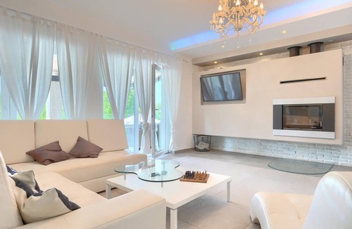 Jadruhi House | 460 m² House ∙ 7 bedrooms ∙ 14 guests