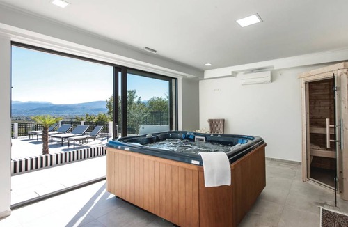 Imotski House | 488 m² House ∙ 7 bedrooms ∙ 20 guests