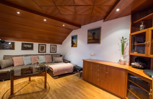 Skofja Loka House | 4Seasons EXCLUSIVE 1 BEDROOM , FULLY EQUIPPED APARTMENT WITH TERRACE AND GARDEN