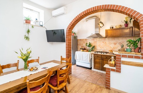 Popovici House | 5 bedroom accommodation in Drvenik