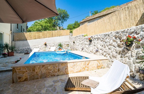 Popovici House | 5 bedroom accommodation in Drvenik