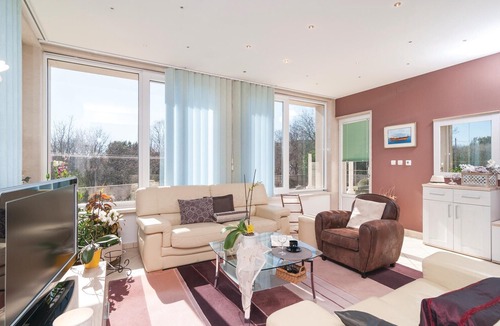 Praznica House | 5 bedroom accommodation in Praznica