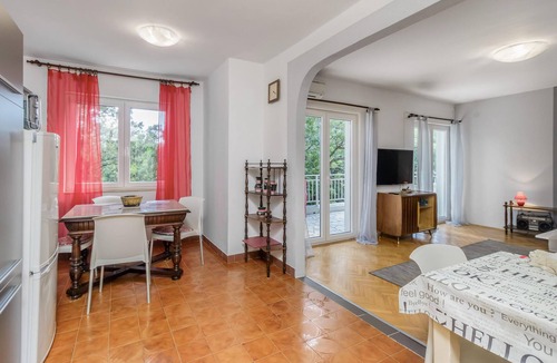 Povile House | 5 bedroom awesome home in Povile