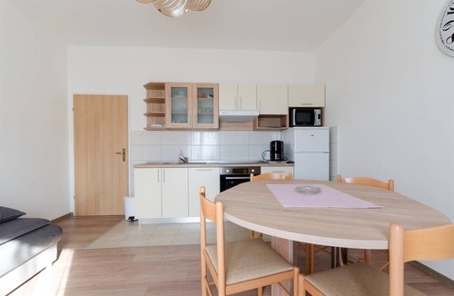 Rab Town Apartment | 50 m² Apartment ∙ 2 bedrooms ∙ 5 guests