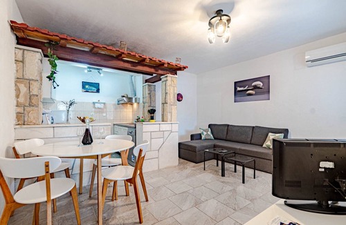Ubli Apartment | 50 m² Apartment ∙ 1 bedroom ∙ 2 guests