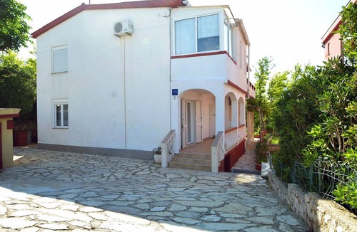 Pag Apartment | 50 m² Apartment ∙ 2 bedrooms ∙ 4 guests