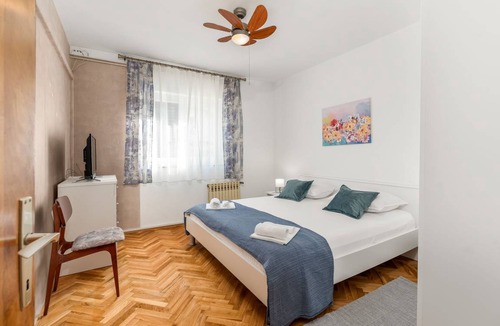 Pag Apartment | 50 m² Apartment ∙ 2 bedrooms ∙ 4 guests