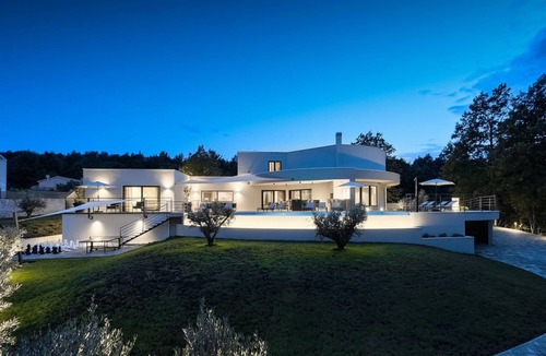 Boljevici House | 526 m² House ∙ 7 bedrooms ∙ 14 guests