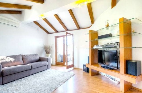 Stari Grad Apartment | 53 m² Apartment ∙ 2 bedrooms ∙ 4 guests