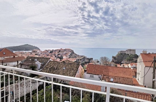 Pile Apartment | 56 m² Apartment ∙ 1 bedroom ∙ 2 guests