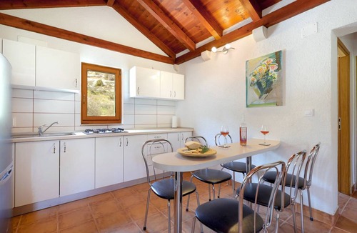 Dol House | 57 m² House ∙ 3 bedrooms ∙ 6 guests