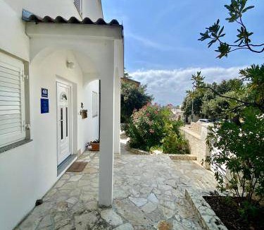 Mandre House | 587 m² House ∙ 5 bedrooms ∙ 11 guests