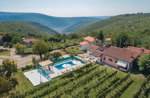 Topid House | 59 m² House ∙ 2 bedrooms ∙ 6 guests