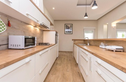 Bilisane House | 6 bedroom awesome home in Bilisane
