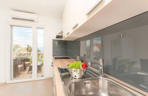 Supetar Apartment | 60 m² Apartment ∙ 2 bedrooms ∙ 4 guests
