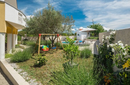 Kastel Apartment | 60 m² Apartment ∙ 2 bedrooms ∙ 4 guests