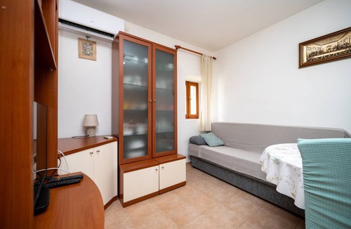 Savar Apartment | 60 m² Apartment ∙ 2 bedrooms ∙ 5 guests