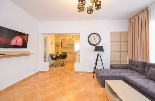 Bucharest City-Centre Apartment | 60 m² Apartment ∙ 3 bedrooms ∙ 5 guests