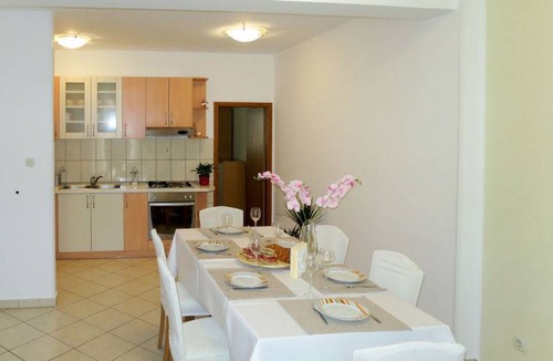 Grebastica Apartment | 60 m² Apartment ∙ 2 bedrooms ∙ 5 guests