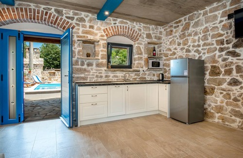Drnis House | 60 m² House ∙ 1 bedroom ∙ 4 guests