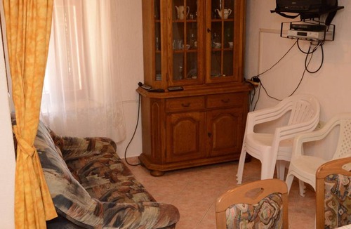 Cres House | 60 m² House ∙ 2 bedrooms ∙ 5 guests