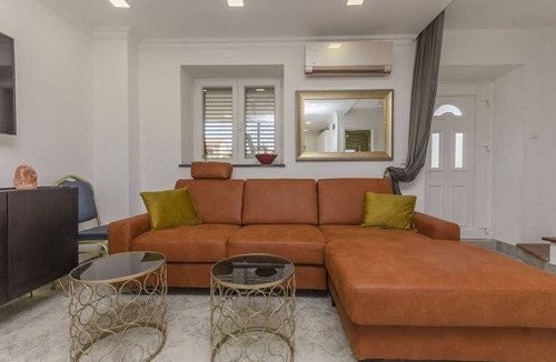 Kaprije Apartment | 62 m² Apartment ∙ 2 bedrooms ∙ 5 guests