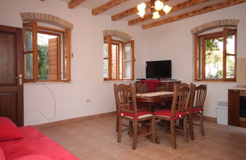 Kastel Novi House | 62 m² House ∙ 3 bedrooms ∙ 9 guests