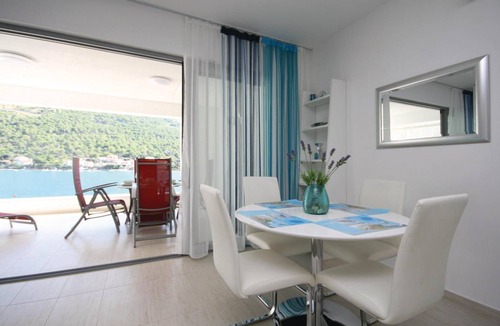 Grebastica Apartment | 63 m² Apartment ∙ 2 bedrooms ∙ 4 guests