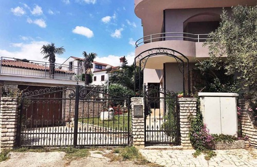 Medulin Apartment | 68 m² Apartment ∙ 2 bedrooms ∙ 4 guests