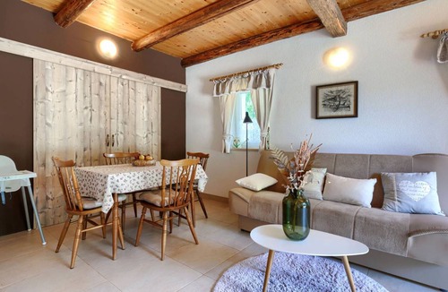 Bubani House | 68 m² House ∙ 2 bedrooms ∙ 4 guests