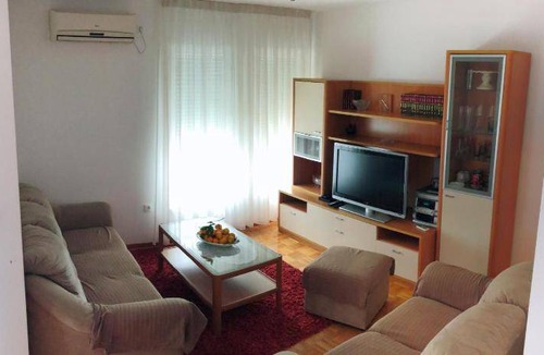 Opuzen Apartment | 70 m² Apartment ∙ 2 bedrooms ∙ 5 guests