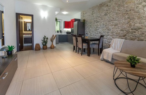 Blace House | 73 m² House ∙ 1 bedroom ∙ 4 guests