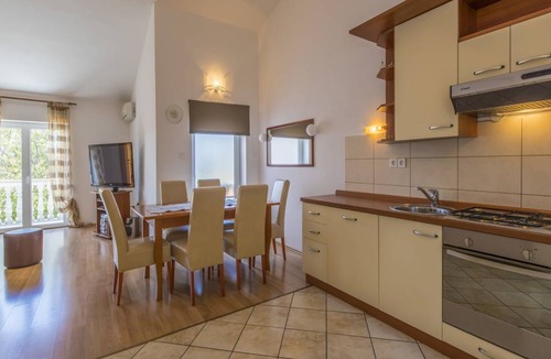 Jadranovo Apartment | 75 m² Apartment ∙ 3 bedrooms ∙ 6 guests