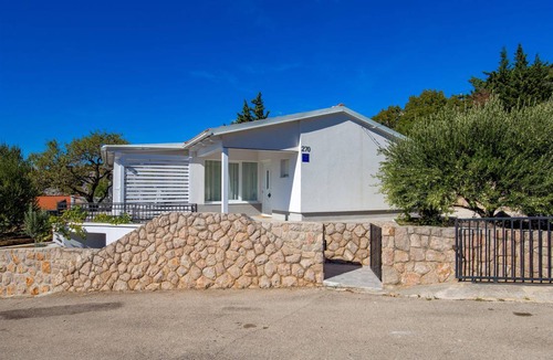 Baric Draga House | 75 m² House ∙ 2 bedrooms ∙ 5 guests