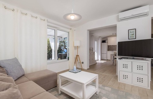 Baric Draga House | 75 m² House ∙ 2 bedrooms ∙ 5 guests