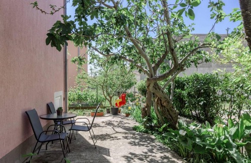 Kastel Novi Apartment | 76 m² Apartment ∙ 2 bedrooms ∙ 5 guests