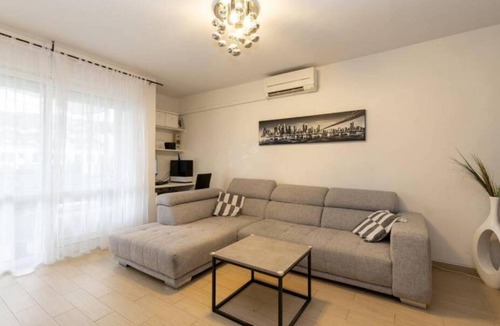 Obrovac Apartment | 78 m² Apartment ∙ 2 bedrooms ∙ 4 guests
