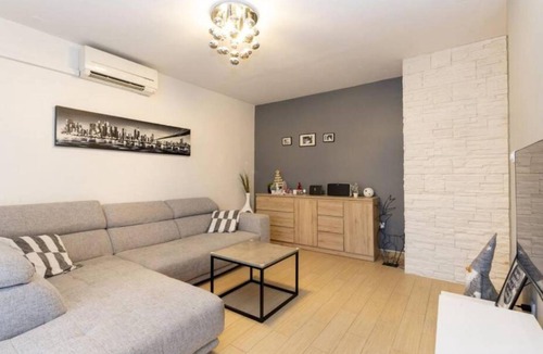 Obrovac Apartment | 78 m² Apartment ∙ 2 bedrooms ∙ 4 guests