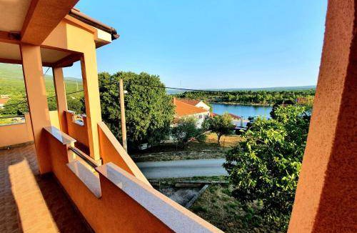 Obrovac Apartment | 80 m² Apartment ∙ 2 bedrooms ∙ 7 guests