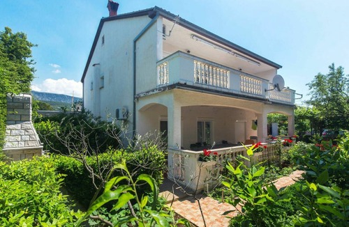Jadranovo Apartment | 80 m² Apartment ∙ 2 bedrooms ∙ 6 guests