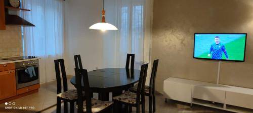Grad Apartment | 80 m² Apartment ∙ 3 bedrooms ∙ 5 guests