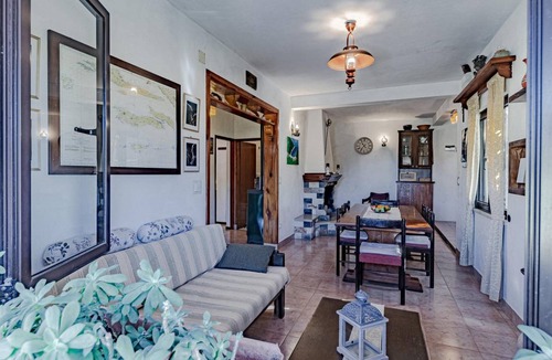 Pupnat House | 80 m² House ∙ 2 bedrooms ∙ 4 guests