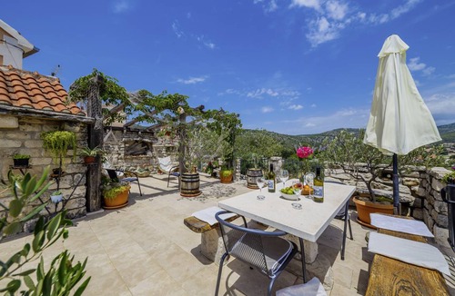 Marina House | 80 m² House ∙ 3 bedrooms ∙ 6 guests