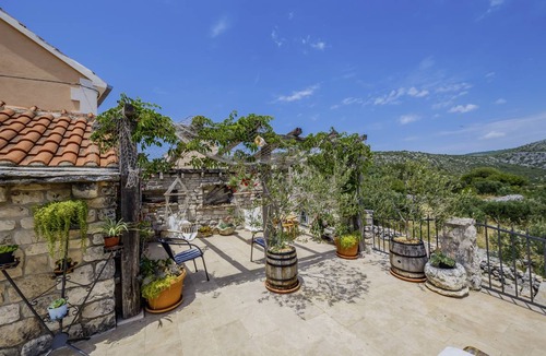 Marina House | 80 m² House ∙ 3 bedrooms ∙ 6 guests