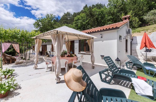 Kostrcani House | 81 m² House ∙ 2 bedrooms ∙ 6 guests