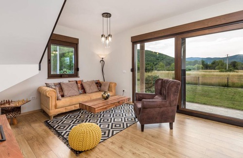 Gospic House | 81 m² House ∙ 2 bedrooms ∙ 6 guests