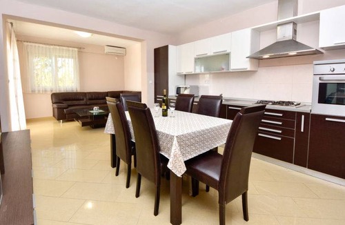 Maslenica Apartment | 85 m² Apartment ∙ 2 bedrooms ∙ 4 guests
