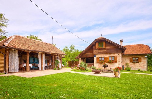 Petrinja House | 86 m² House ∙ 2 bedrooms ∙ 8 guests